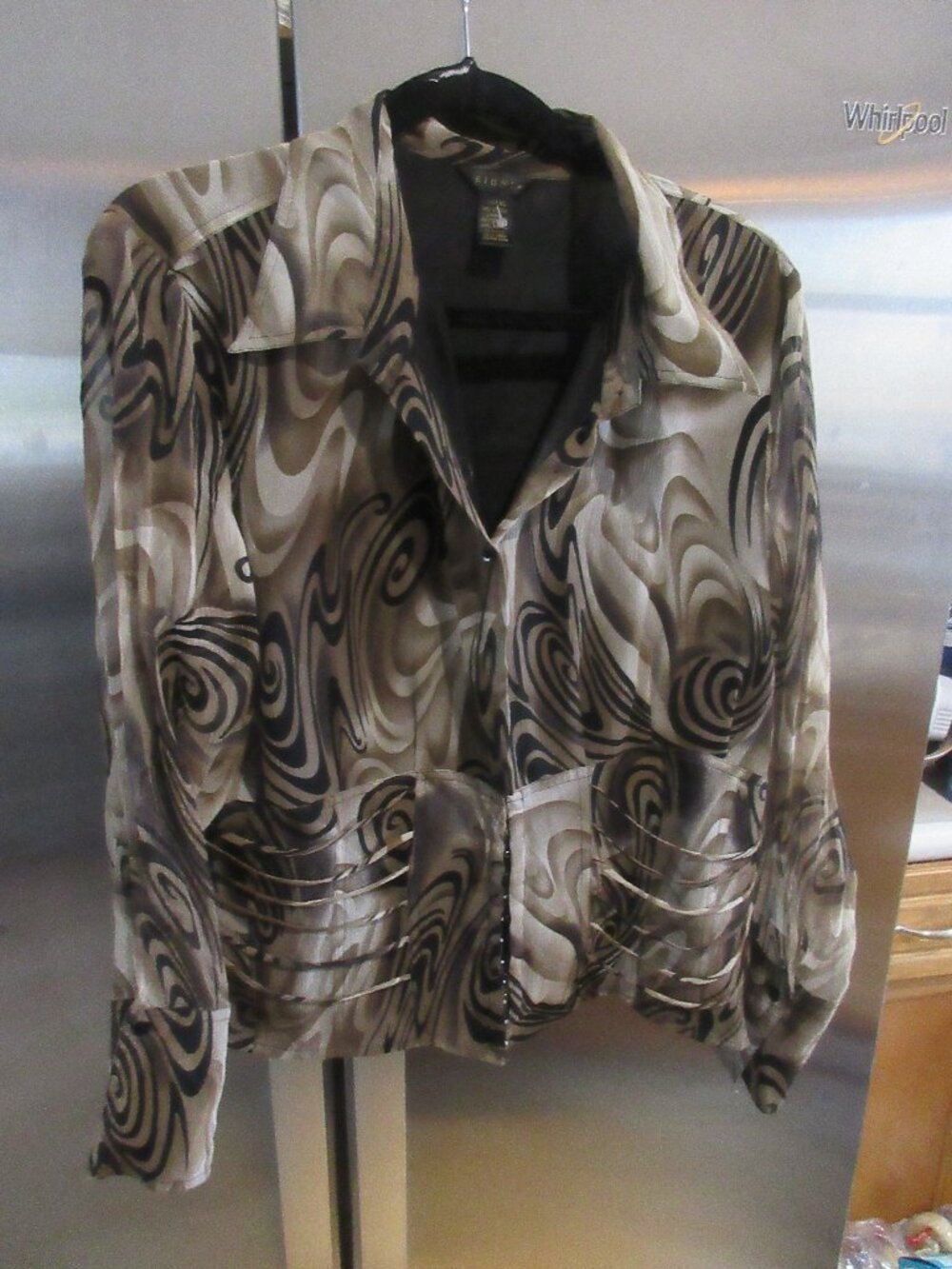 Sioni Women's 100%  Silk Blouseart to wear abstract  l xl